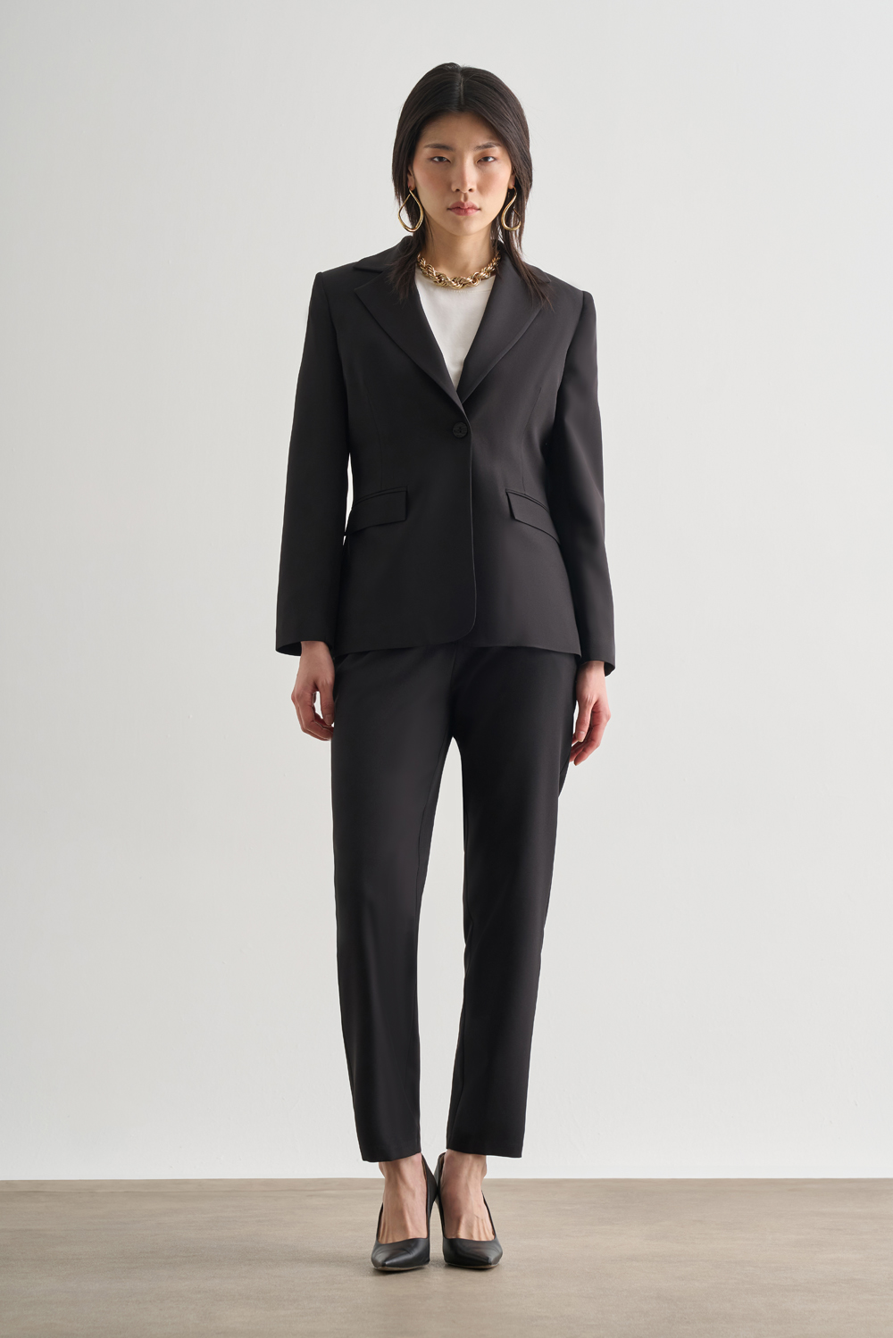 Mizalle - Mizalle Siyah Tek Düğme Klasik Blazer Ceket Mizalle - Mizalle Siyah Tek Düğme Klasik Blazer Ceket