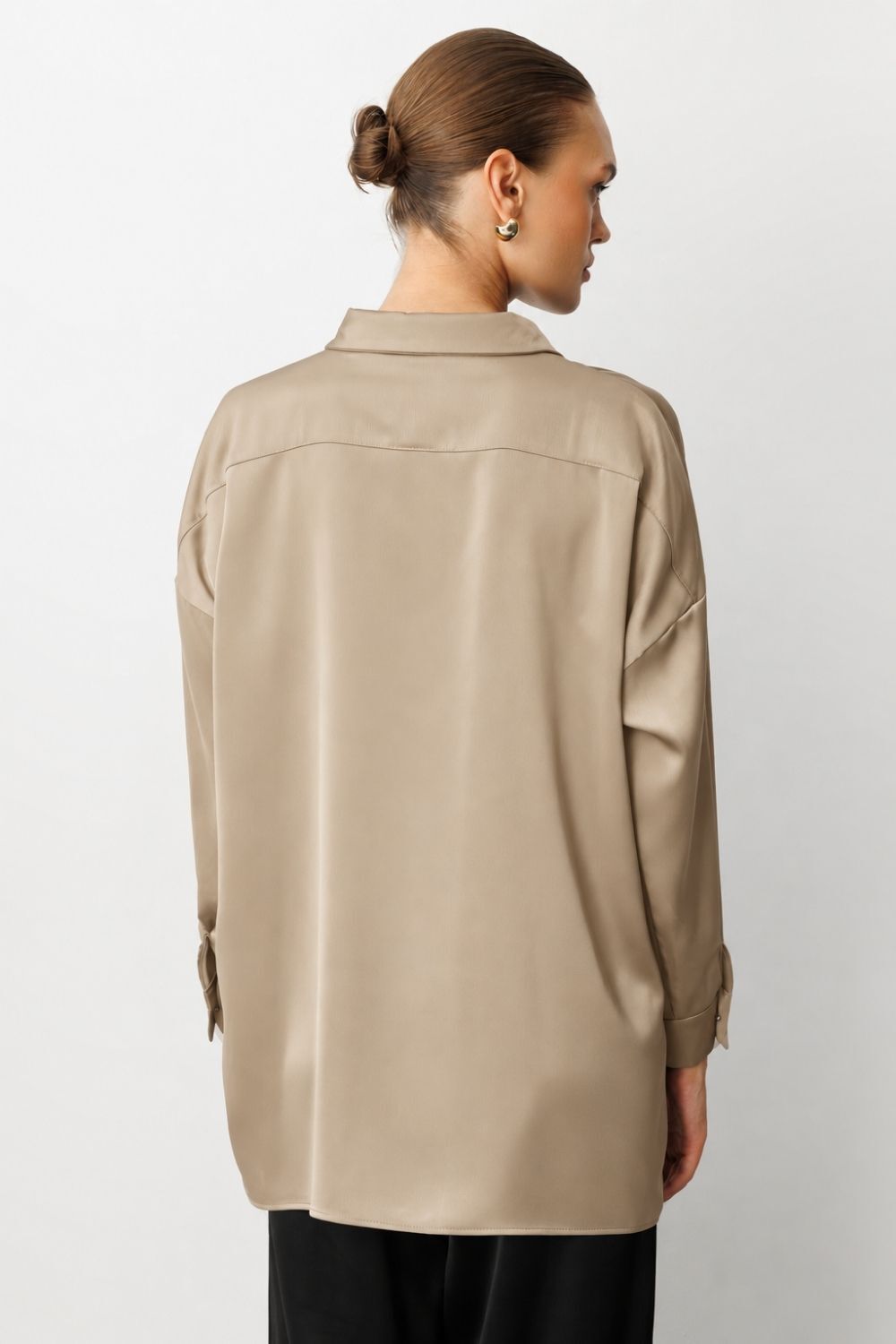 Mizalle Taş Rengi Metal Düğmeli Saten Tunik Gömlek - Mizalle