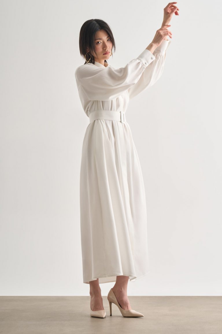 Mizalle Tencel Dokulu Pile Detaylı Kemerli Maksi Ekru Elbise - Mizalle