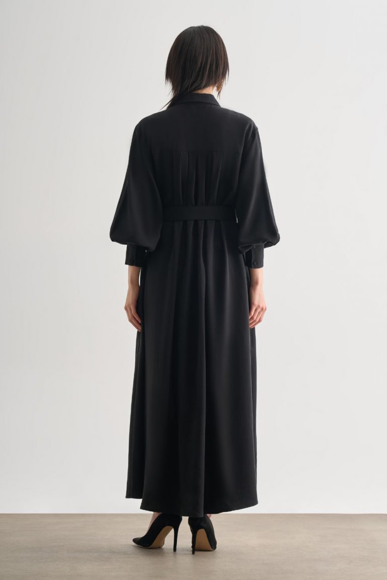 Mizalle Tencel Dokulu Pile Detaylı Kemerli Maksi Siyah Elbise - Mizalle