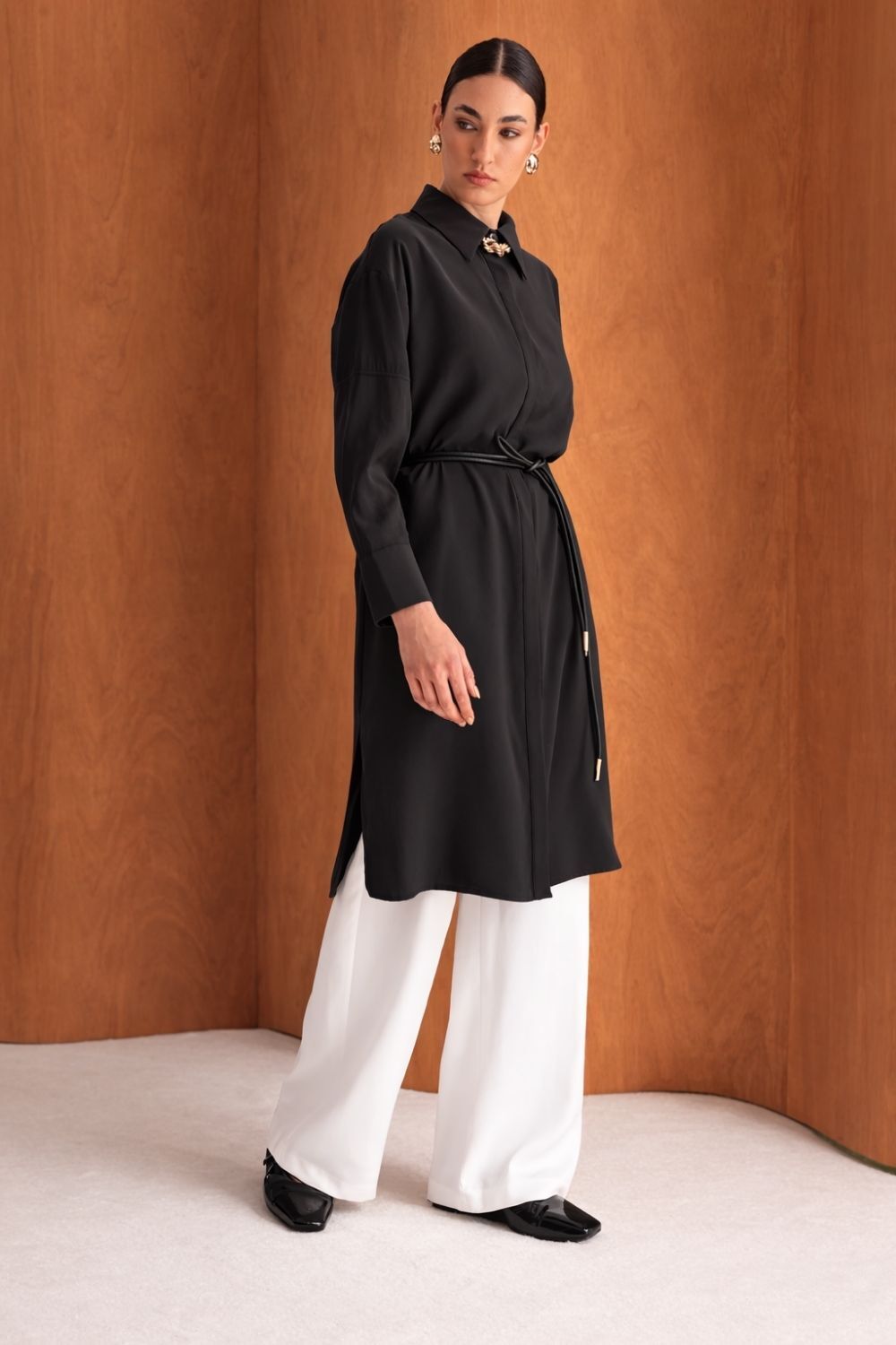 Mizalle Tencel Karışımlı Uzun Siyah Tunik - Mizalle