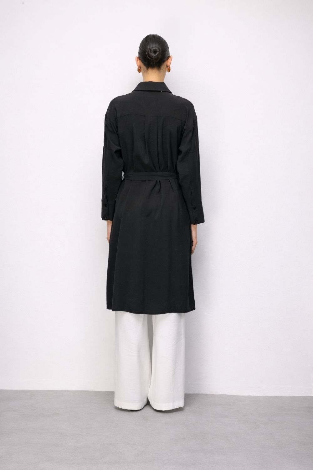 Mizalle Tencel Karışımlı Uzun Siyah Tunik - 4