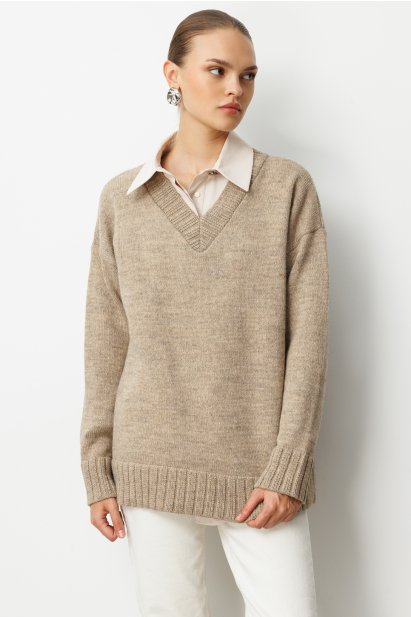 Mizalle V Yaka Oversize Bej Rengi Triko Kazak - Mizalle
