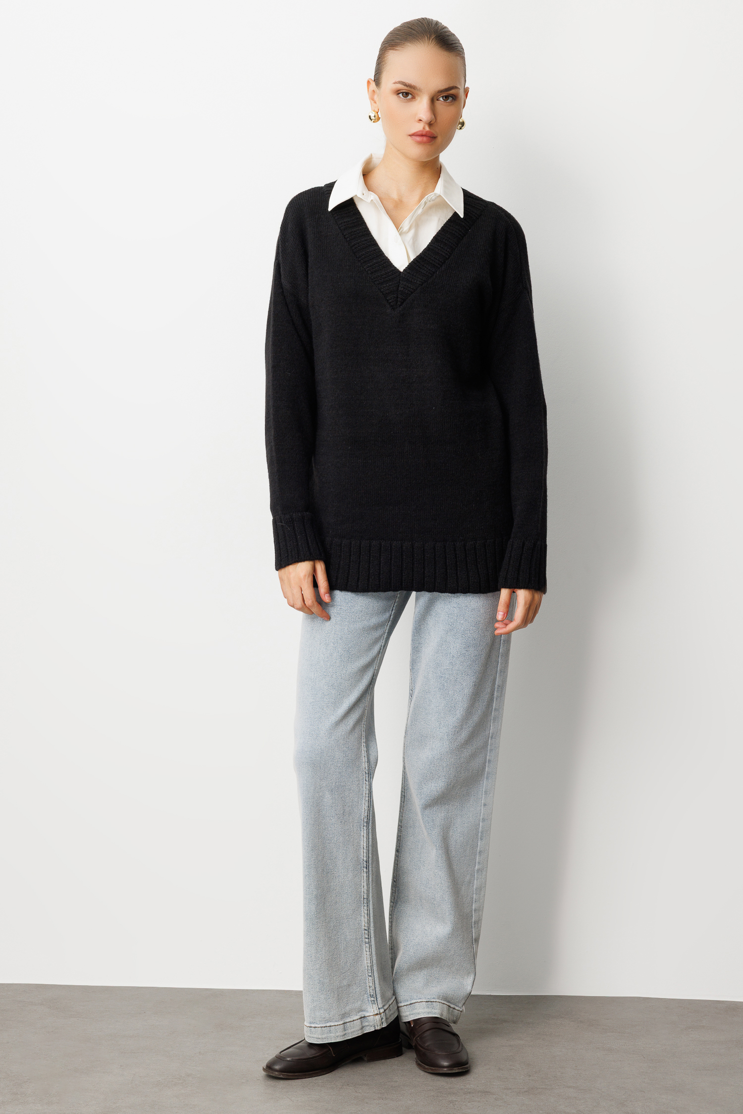 Mizalle V Yaka Oversize Siyah Triko Kazak Mizalle V Yaka Oversize Siyah Triko Kazak