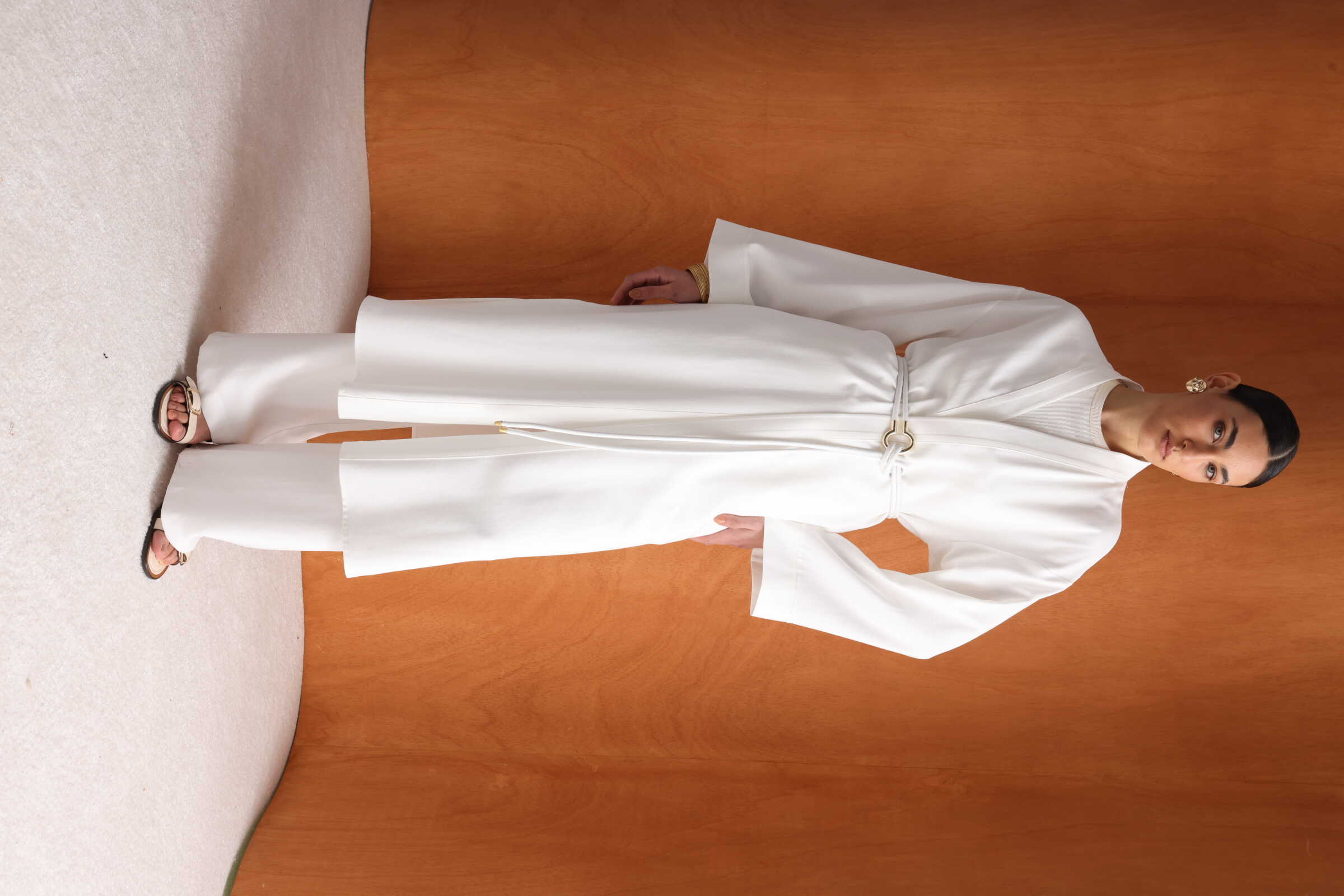 Mizalle Viskoz Kemerli Beyaz Kimono - Mizalle