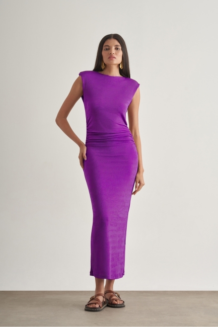 Mizalle - Mizalle Yan büzgü Detaylı Vatkalı Uzun Kolsuz Mor Bodycon Elbise Mizalle - Mizalle Yan büzgü Detaylı Vatkalı Uzun Kolsuz Mor Bodycon Elbise