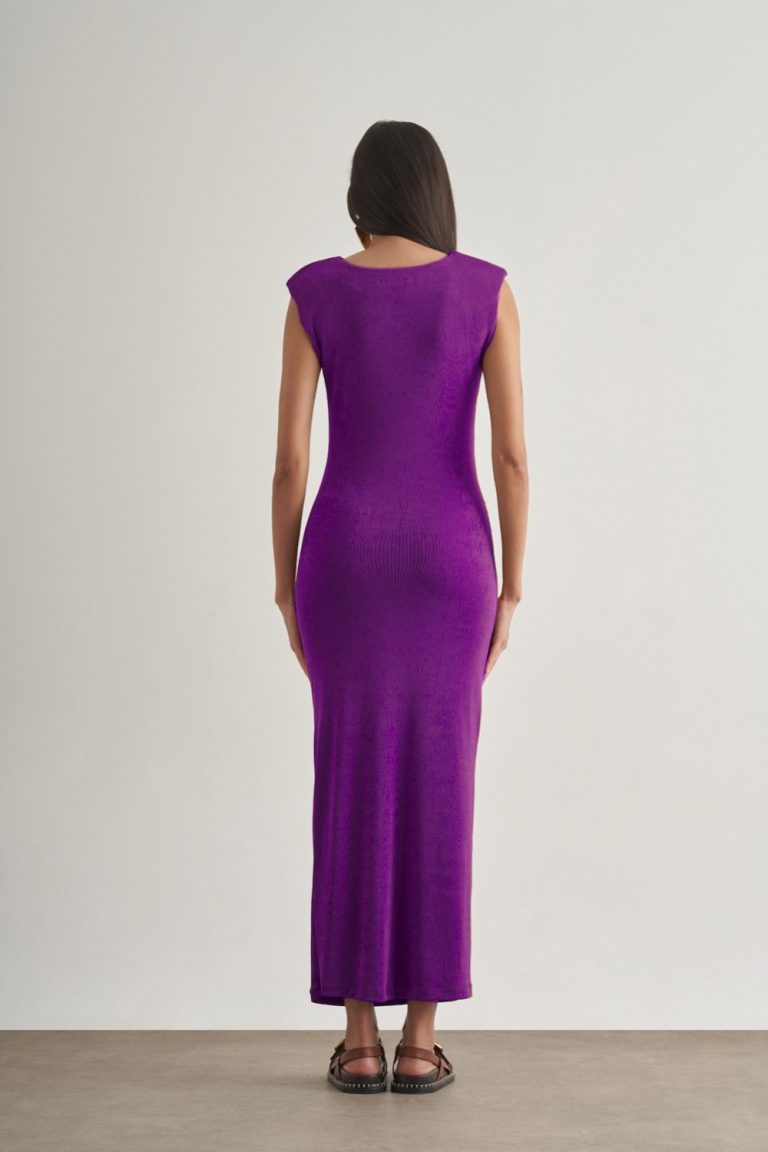 Mizalle Yan büzgü Detaylı Vatkalı Uzun Kolsuz Mor Bodycon Elbise - Mizalle