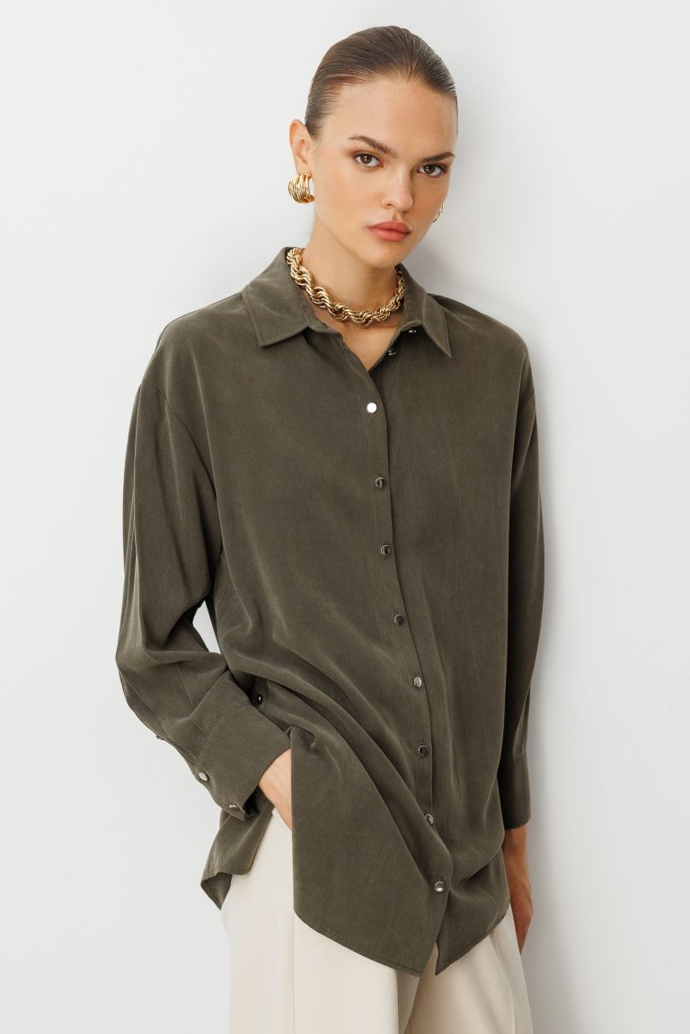 Mizalle Yan Düğmeli Haki Cupro Tunik - Mizalle