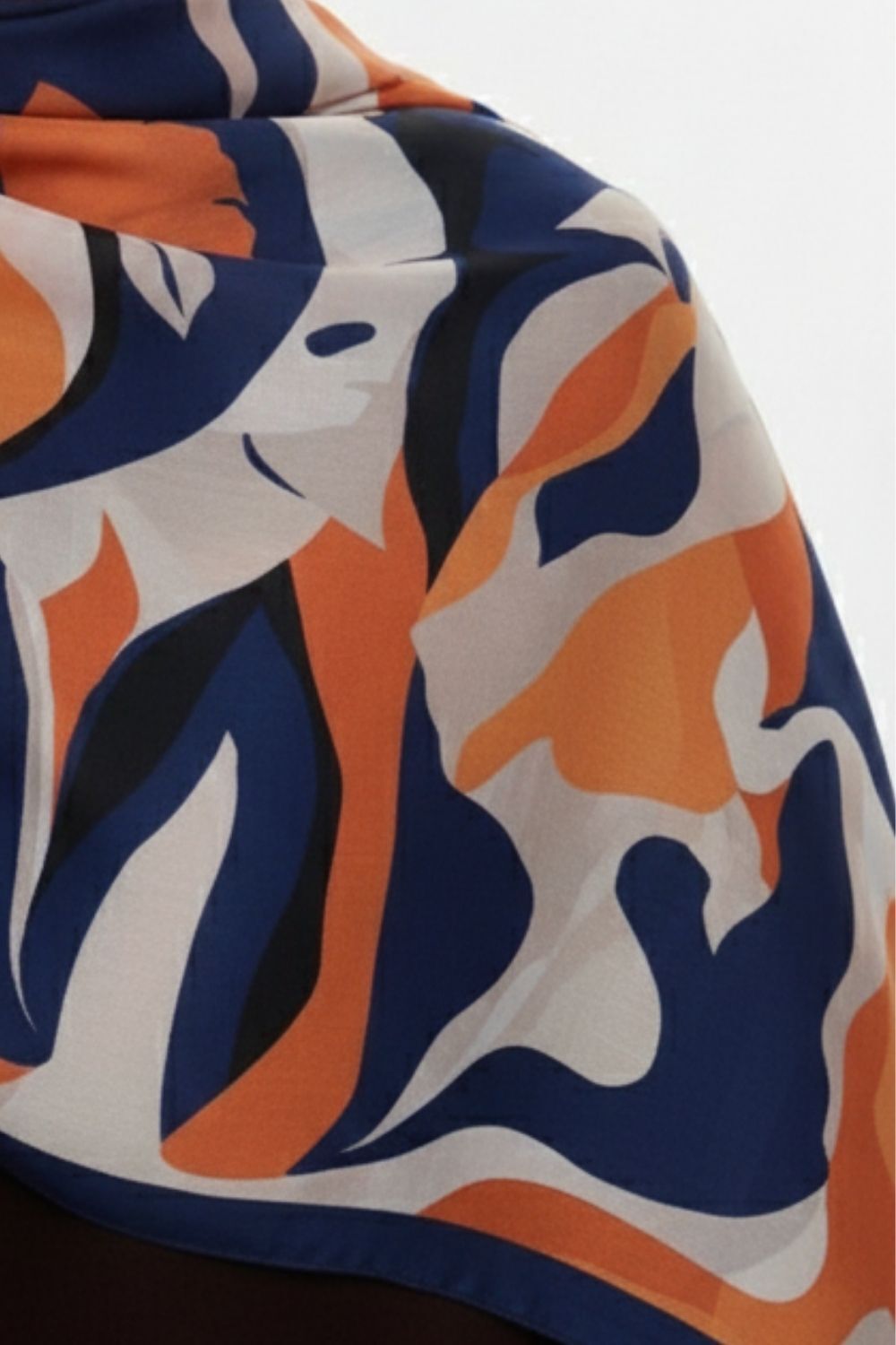 Mizalle & YAQA Çok Renk Desenli Lacivert Şal - Mizalle