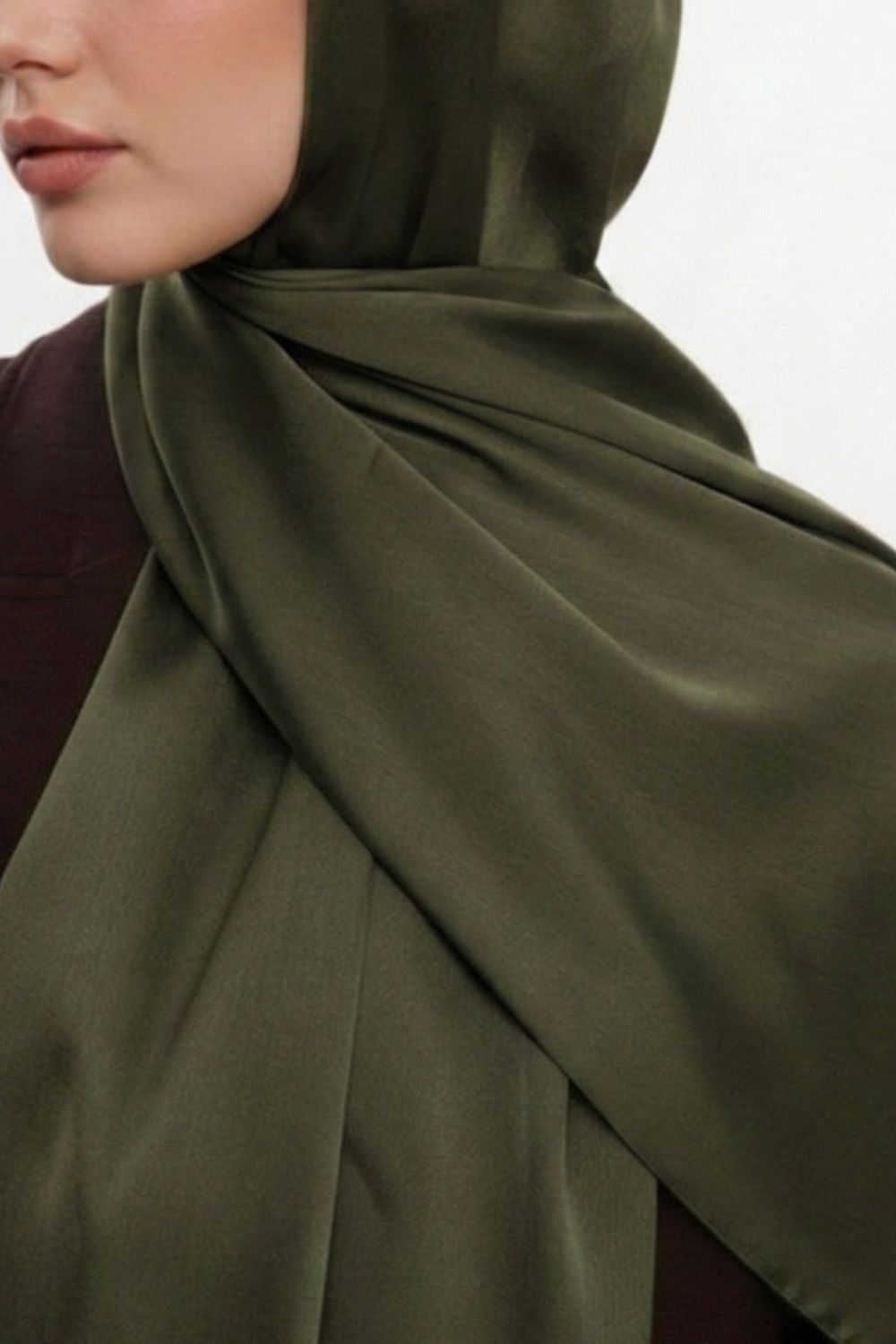 Mizalle & YAQA Özel Saten Dokulu Haki Şal - Mizalle