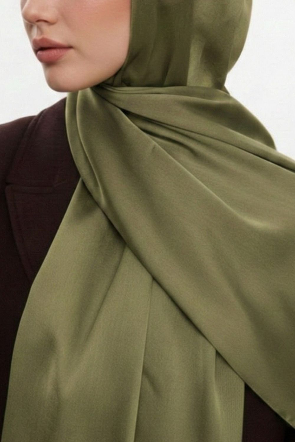 Mizalle & YAQA Özel Saten Dokulu Haki Yeşil Şal - 3