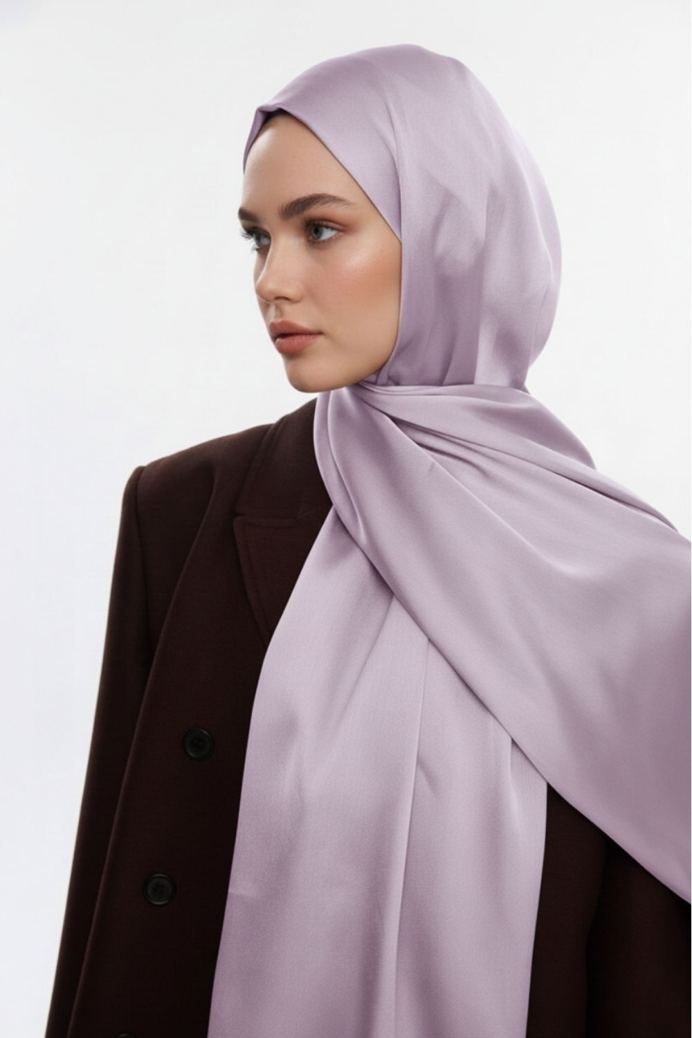 Mizalle & YAQA Özel Saten Dokulu Lavanta Rengi Şal - Mizalle