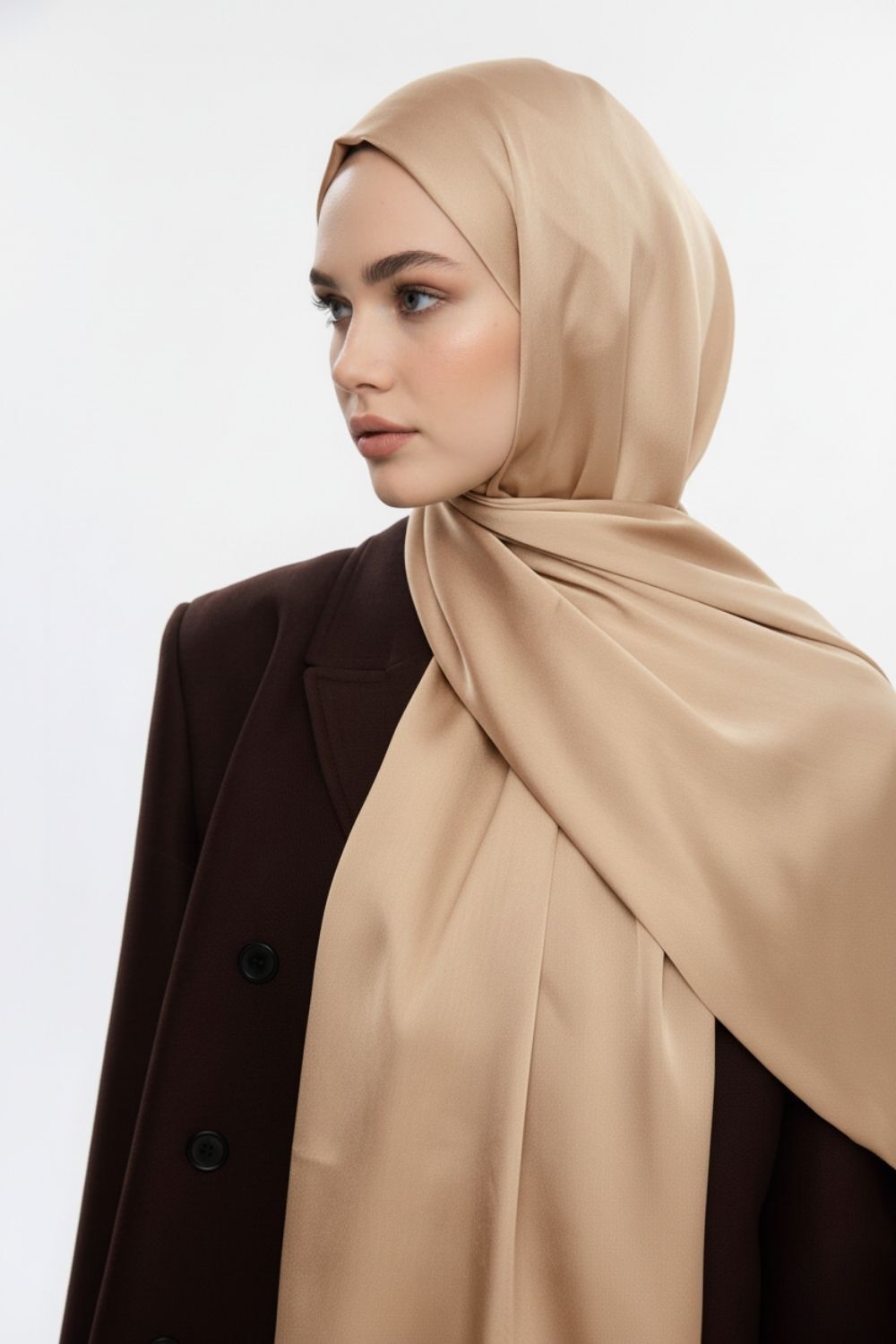 Mizalle & YAQA Özel Saten Dokulu Somon Rengi Şal - Mizalle