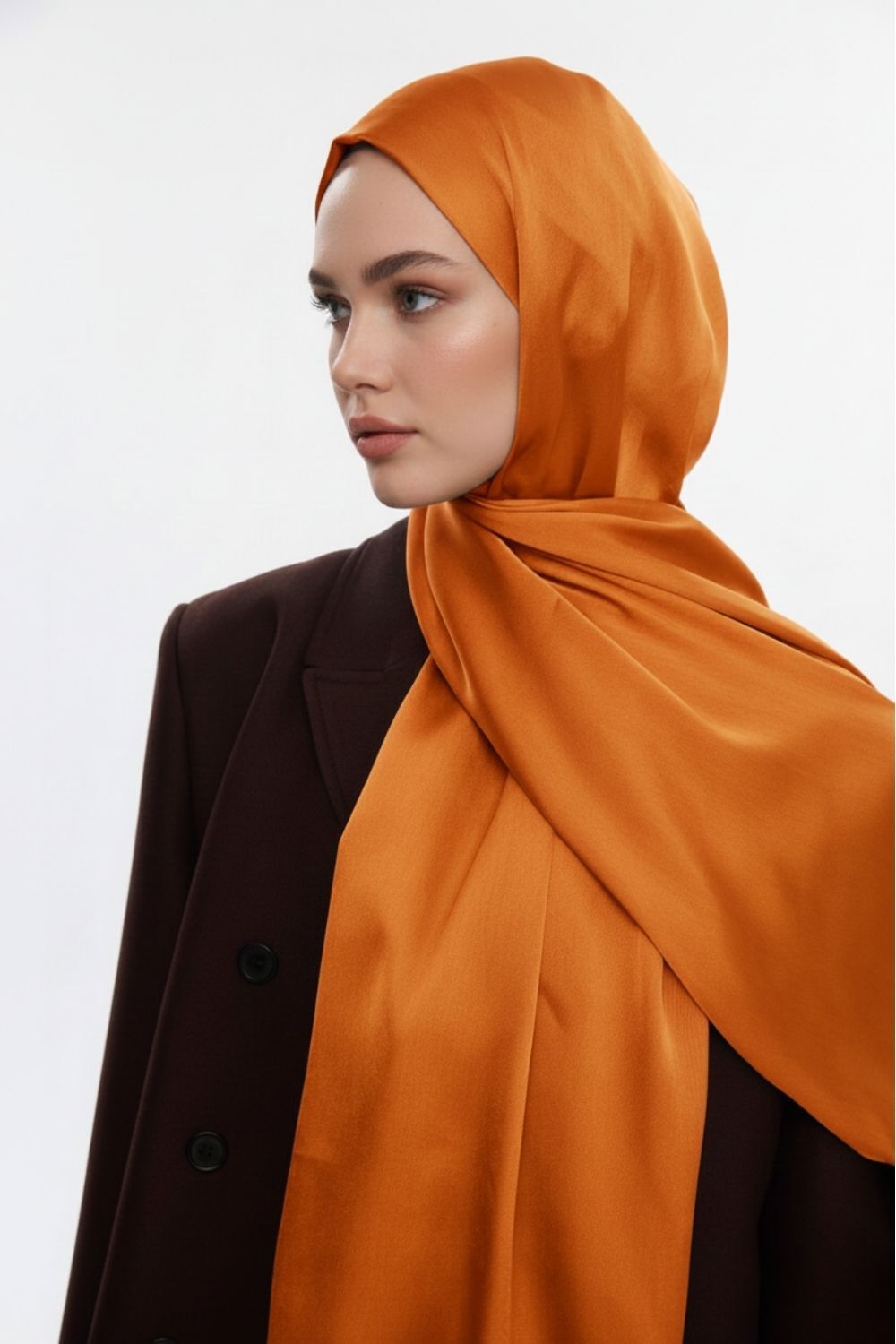 Mizalle & YAQA Özel Saten Dokulu Turuncu Şal - 1