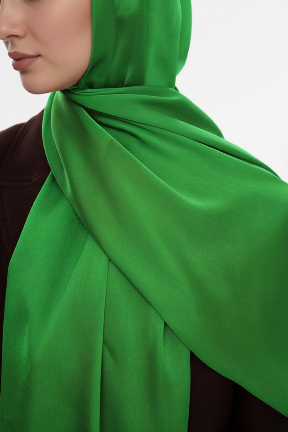 Mizalle & YAQA Özel Saten Dokulu Yeşil Şal - 3