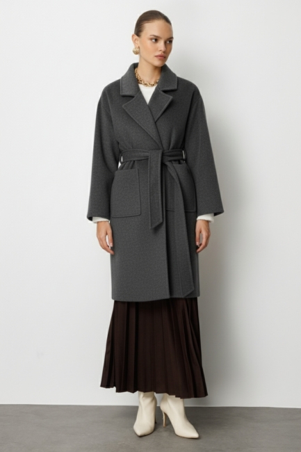 Mizalle - Mizalle Yünlü Kaşe Doku Torba Cepli Basic Antrasit Kaban Mizalle - Mizalle Yünlü Kaşe Doku Torba Cepli Basic Antrasit Kaban