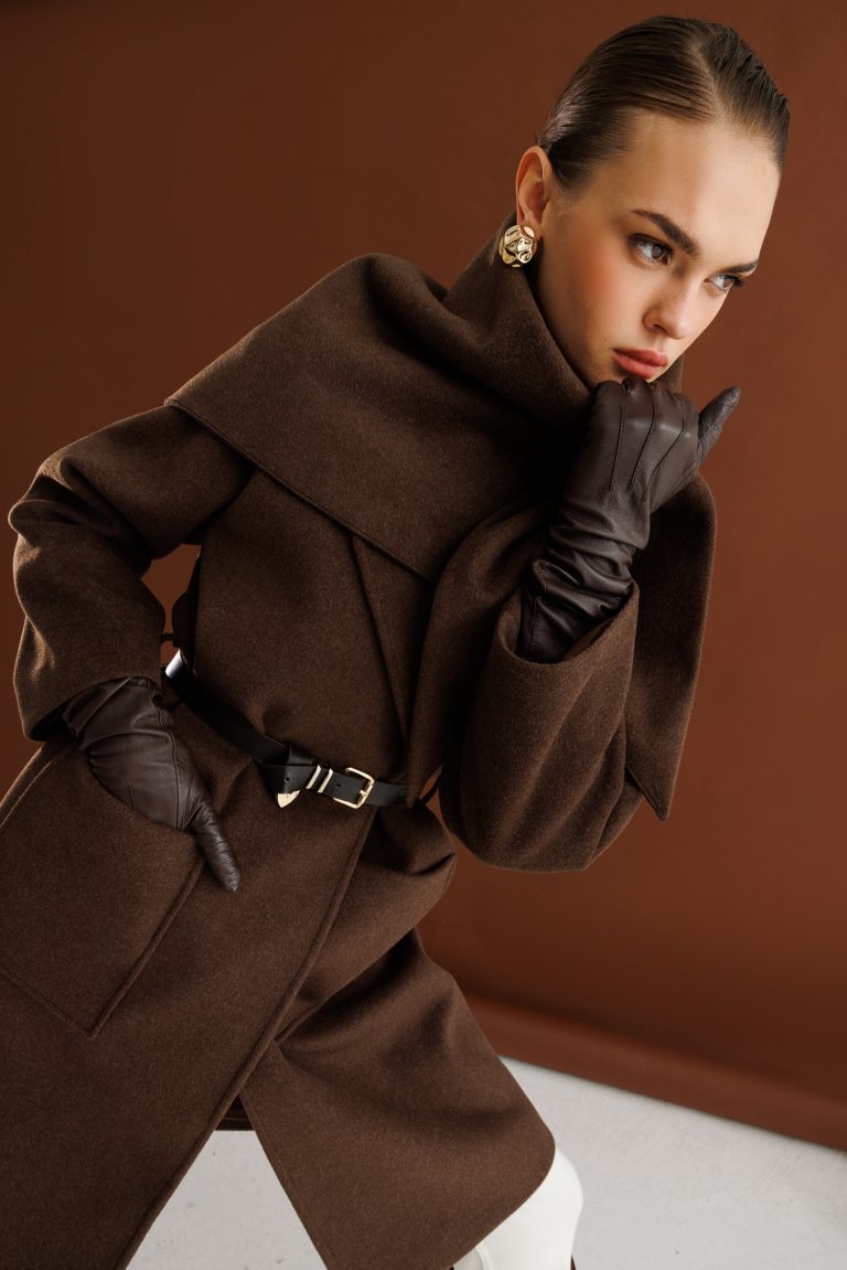 Mizalle Yünlü Kaşe Doku Torba Cepli Basic Kahverengi Kaban - Mizalle