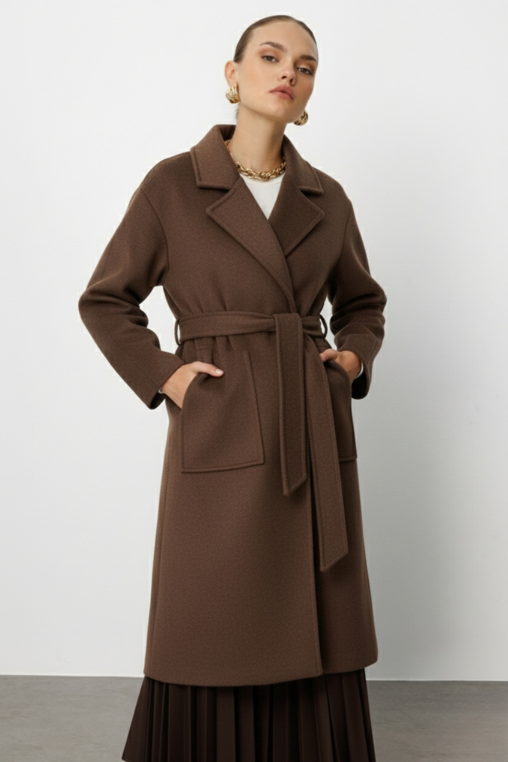 Mizalle Yünlü Kaşe Doku Torba Cepli Basic Kahverengi Kaban - Mizalle