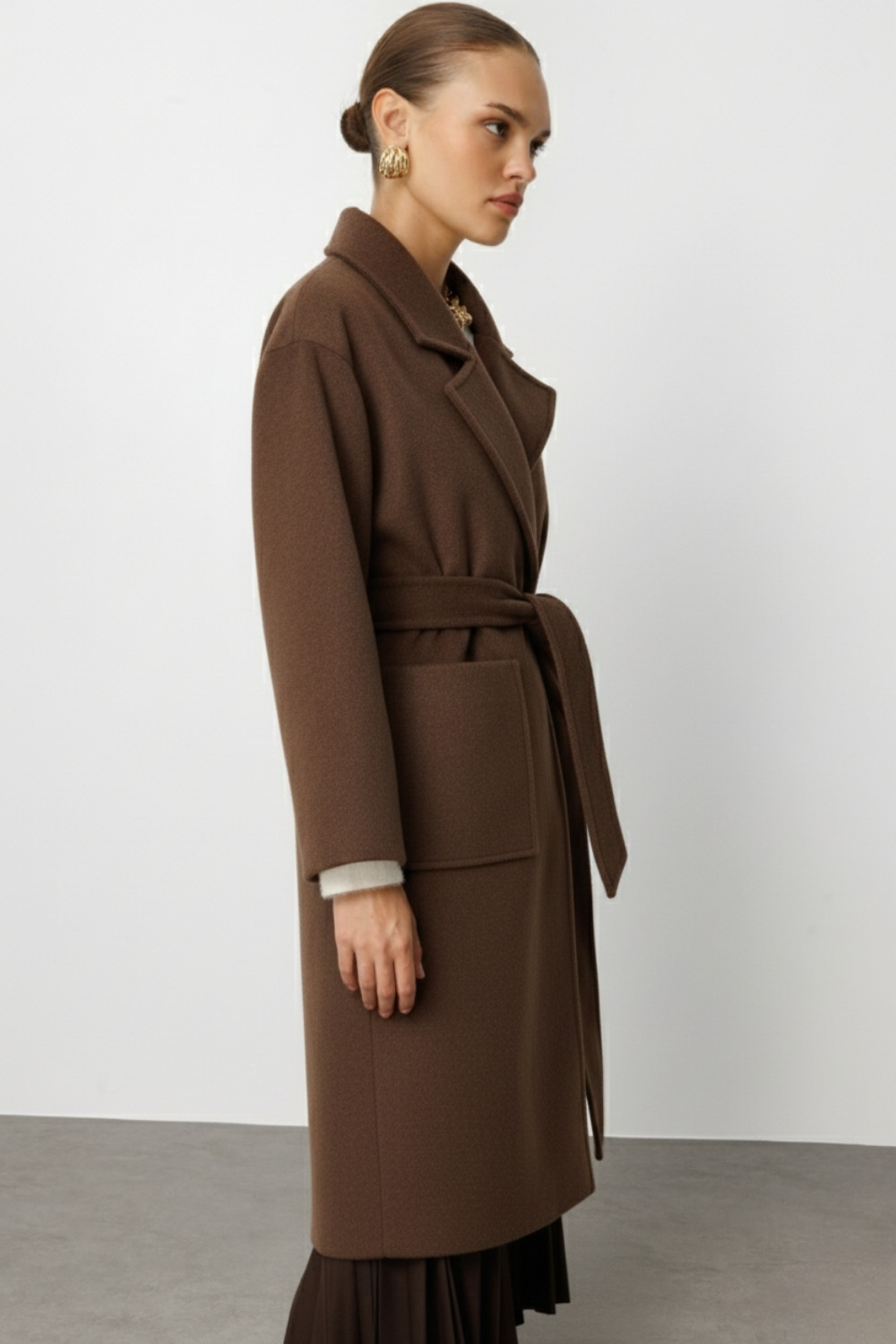 Mizalle Yünlü Kaşe Doku Torba Cepli Basic Kahverengi Kaban - Mizalle