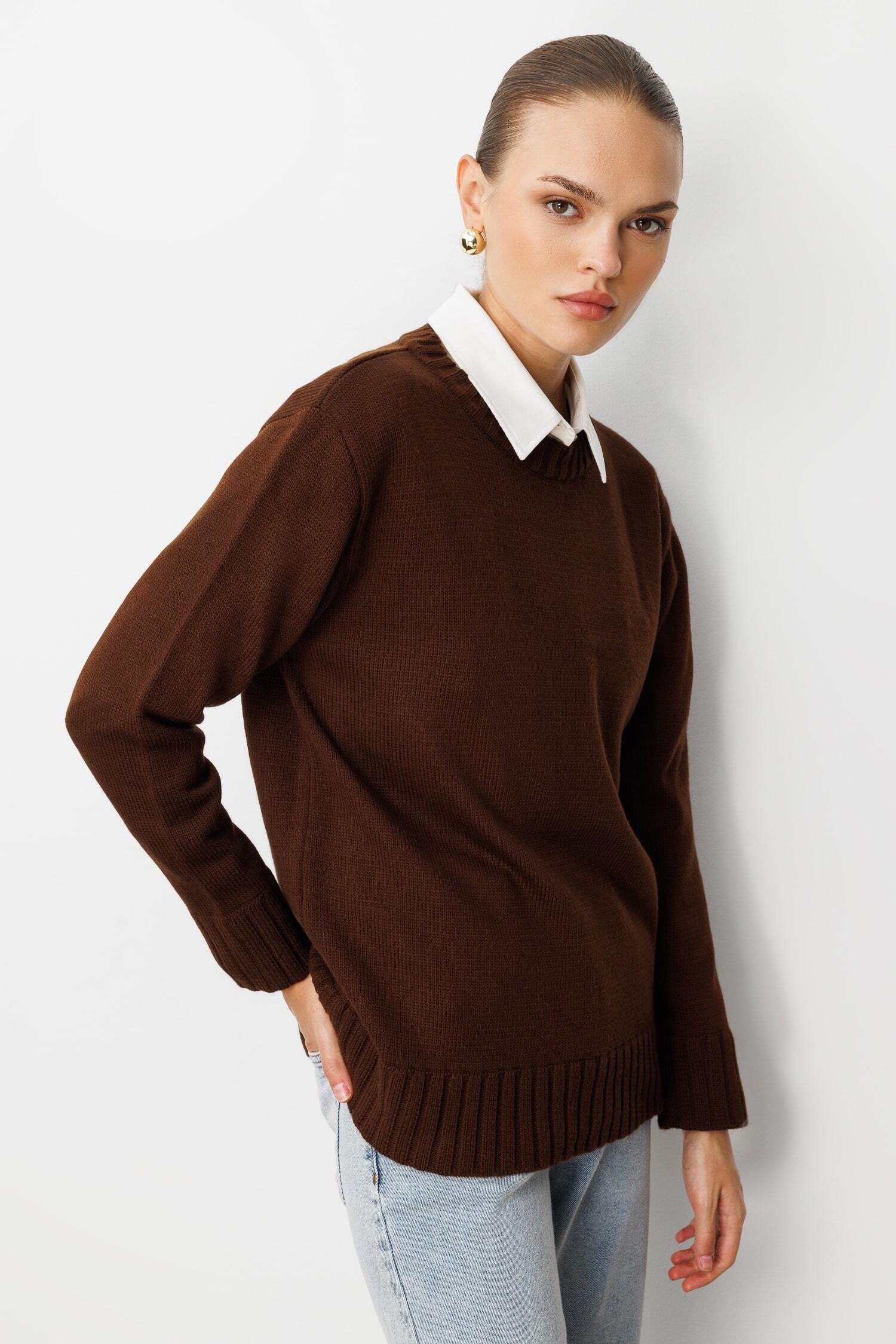 Mizalle Yuvarlak Yaka Oversize Kahverengi Triko Kazak - 1