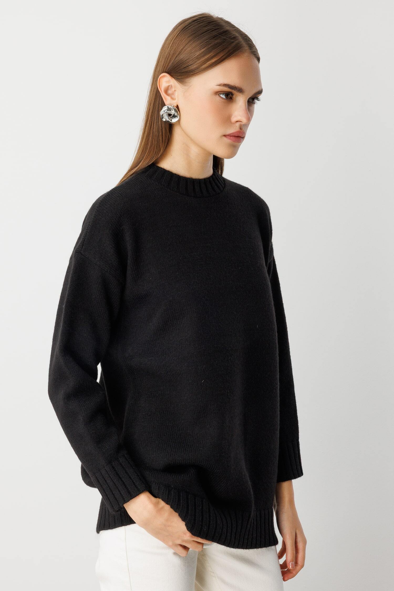 Mizalle Yuvarlak Yaka Oversize Siyah Triko Kazak - 2