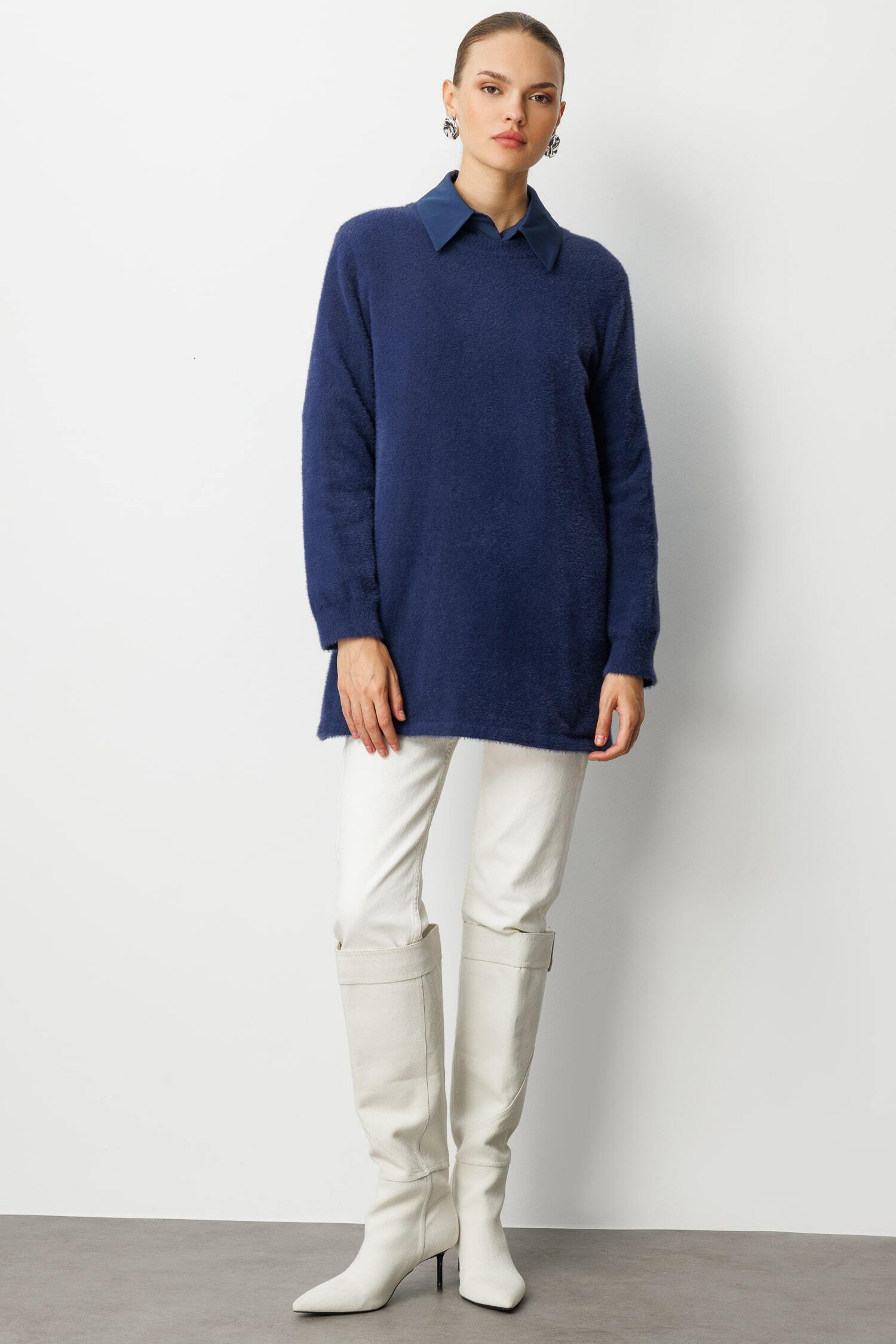 Mizalle Yuvarlak Yaka Oversize Yumuşak Dokulu Lacivert Triko Kazak - Mizalle
