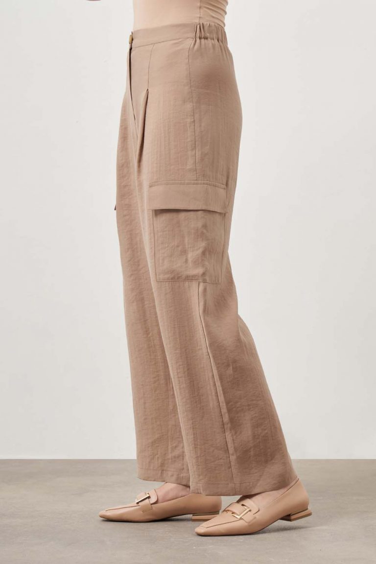 Mizalle Modal Karışımlı Bej Rengi Kargo Pantolon - Mizalle