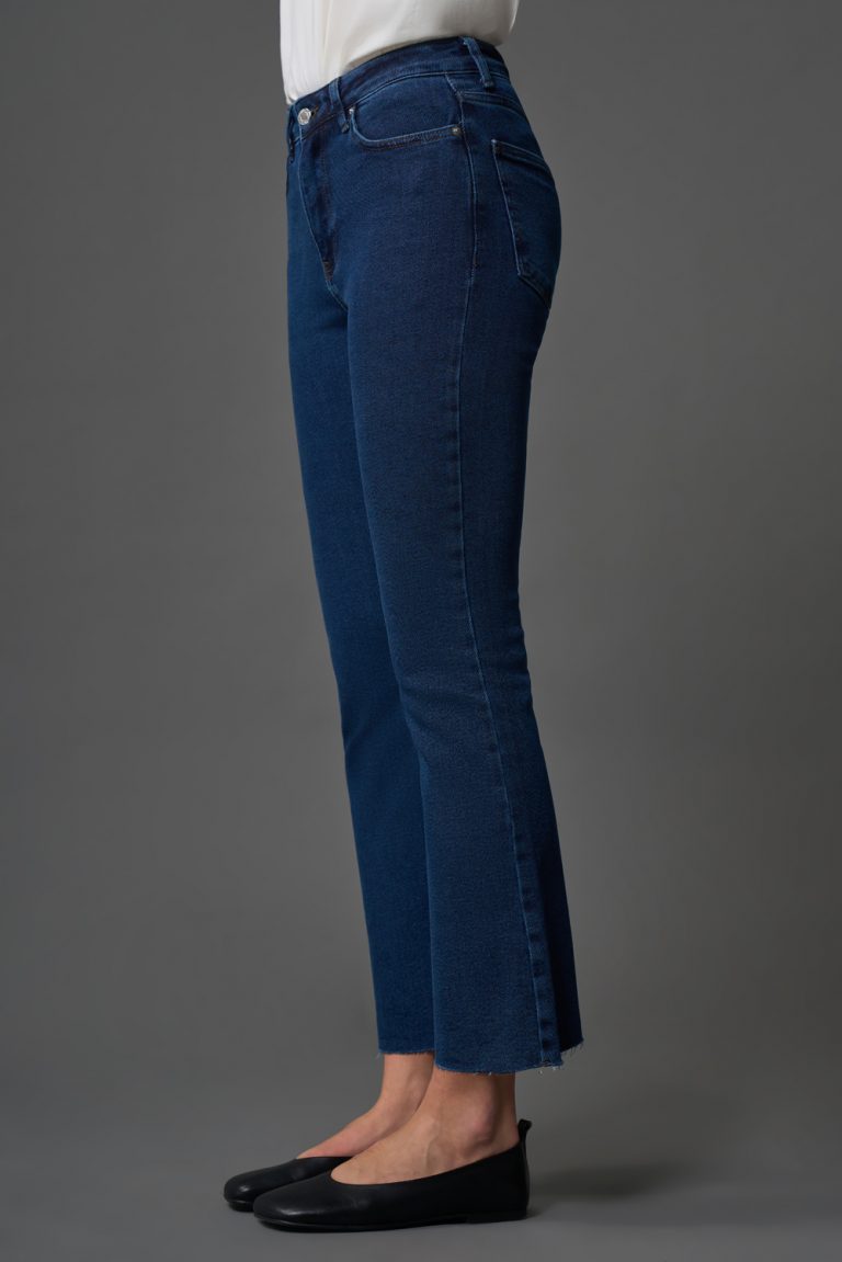 Mizalle Dar Kesim Straight Fit İndigo Mavi Denim Pantolon - Mizalle