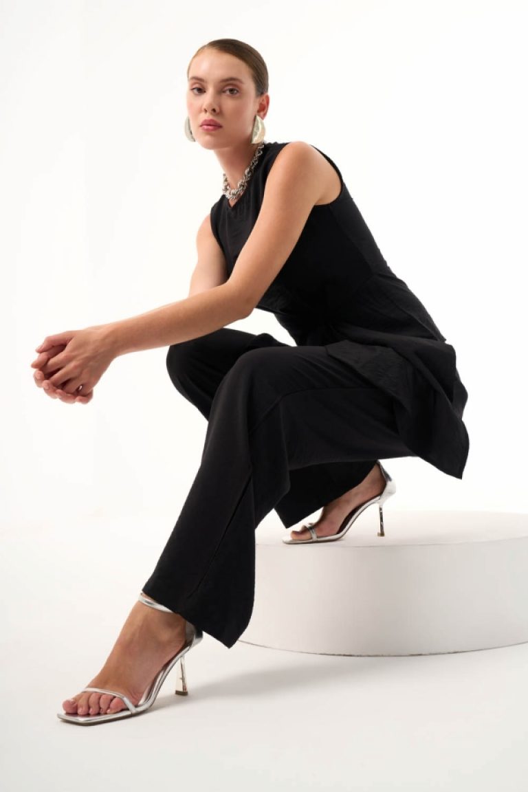 MZL Bağlama Detaylı Siyah Kolsuz Asimetrik Bluz - MZL