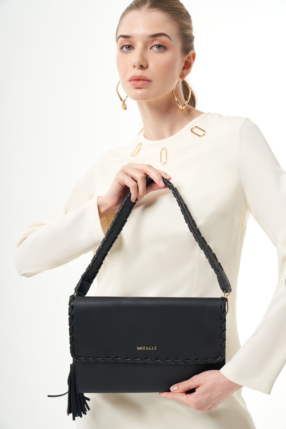 Mizalle Siyah Deri Püskükllü El Çantası - 1