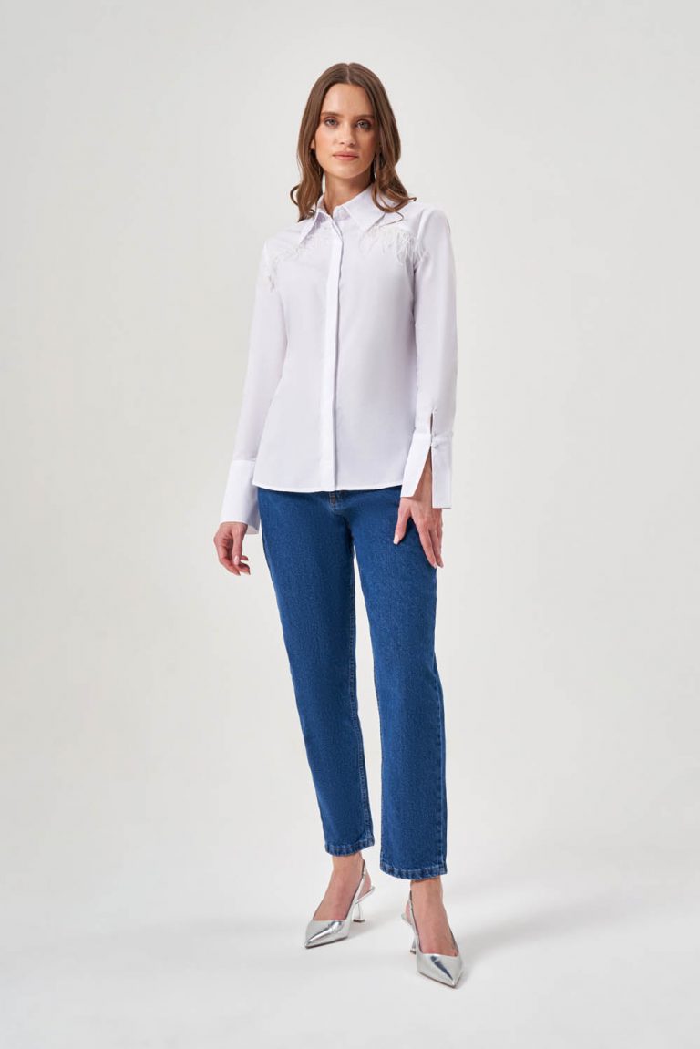 Mizalle Yaka Tüyü Detaylı Beyaz Gömlek - Mizalle