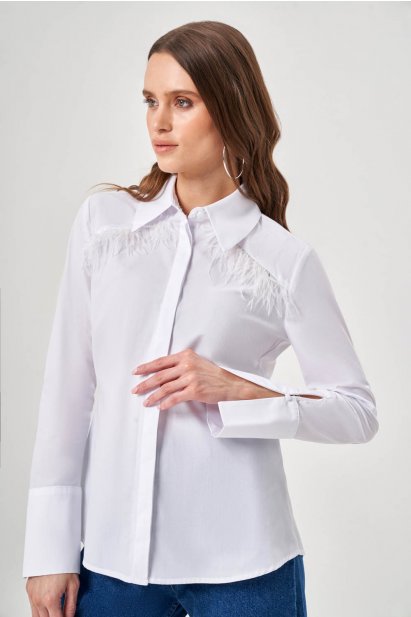 Mizalle Yaka Tüyü Detaylı Beyaz Gömlek - Mizalle