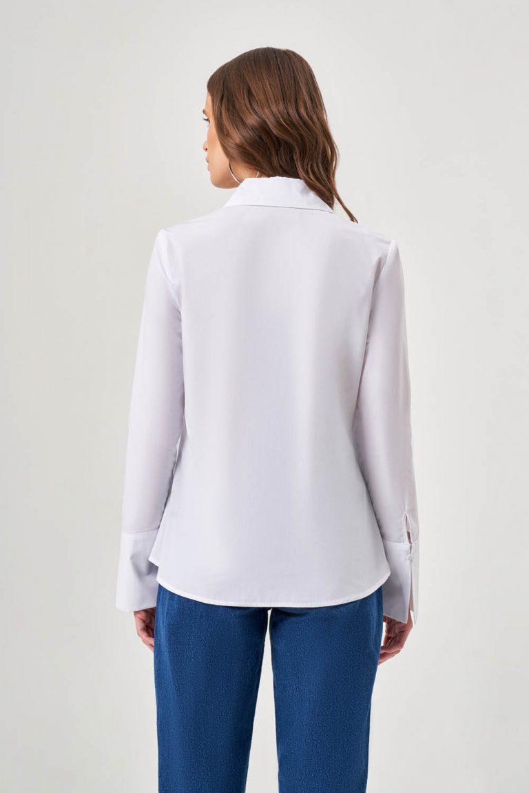 Mizalle Yaka Tüyü Detaylı Beyaz Gömlek - Mizalle