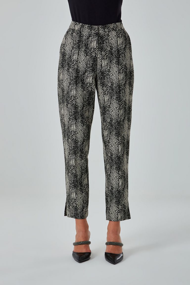 Mizalle Siyah Beyaz Desenli Şık Siyah Pantolon - Mizalle