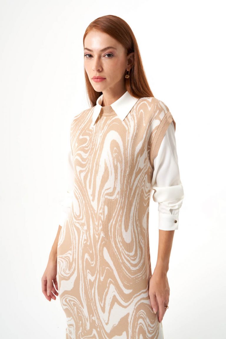 Mizalle Bej Rengi Mermer Desenli Uzun Triko Elbise - Mizalle