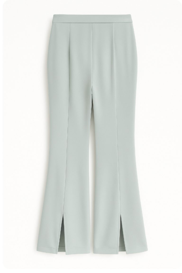 Mizalle Paçası Yırtmaçlı Açık Mavi Krep Pantolon - Mizalle