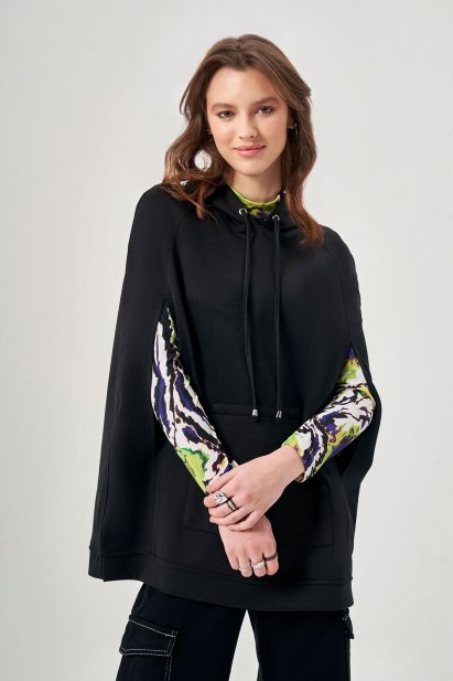 Mizalle Kapüşonlu Siyah Pelerin Sweatshirt - Mizalle