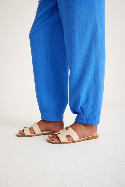 Mizalle - Mizalle Keten Görünümlü Rahat Kesim Mavi Jogger Pantolon Mizalle - Mizalle Keten Görünümlü Rahat Kesim Mavi Jogger Pantolon