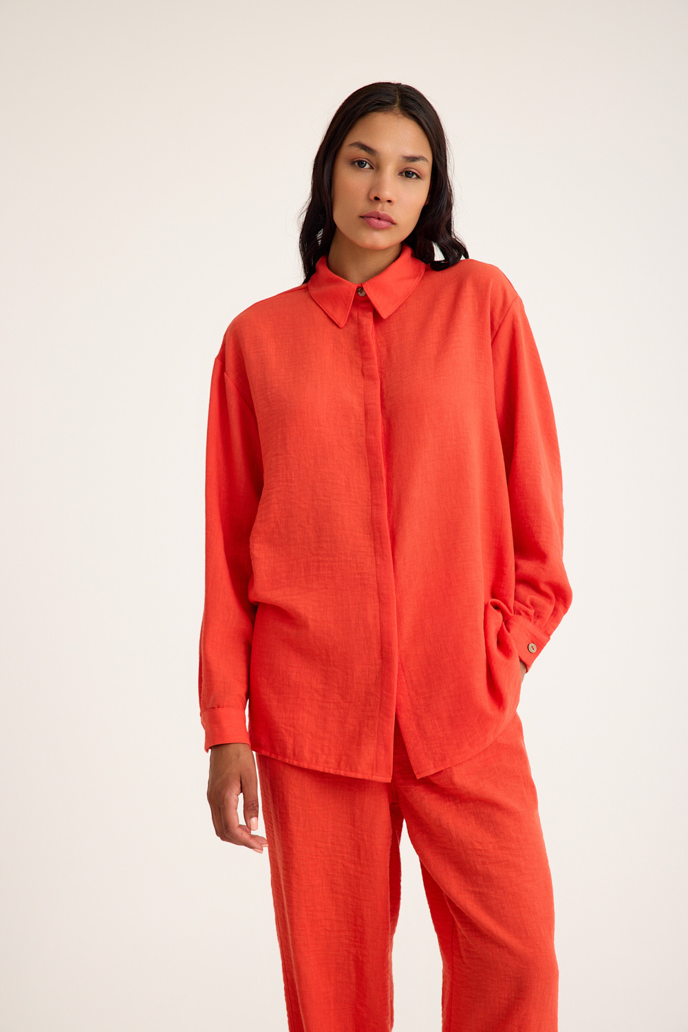 Mizalle Keten Görünümlü Rahat Kesim Nar Çiçeği Jogger Pantolon