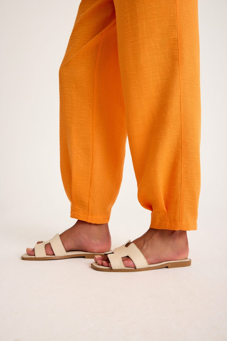 Mizalle Keten Görünümlü Rahat Kesim Turuncu Jogger Pantolon - Mizalle