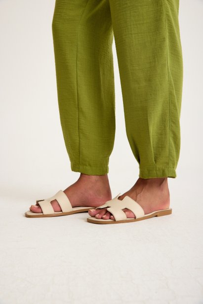 Mizalle Keten Görünümlü Rahat Kesim Açık Yeşil Jogger Pantolon - Mizalle