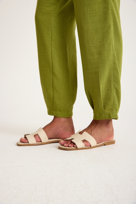 Mizalle - Mizalle Keten Görünümlü Rahat Kesim Açık Yeşil Jogger Pantolon Mizalle - Mizalle Keten Görünümlü Rahat Kesim Açık Yeşil Jogger Pantolon
