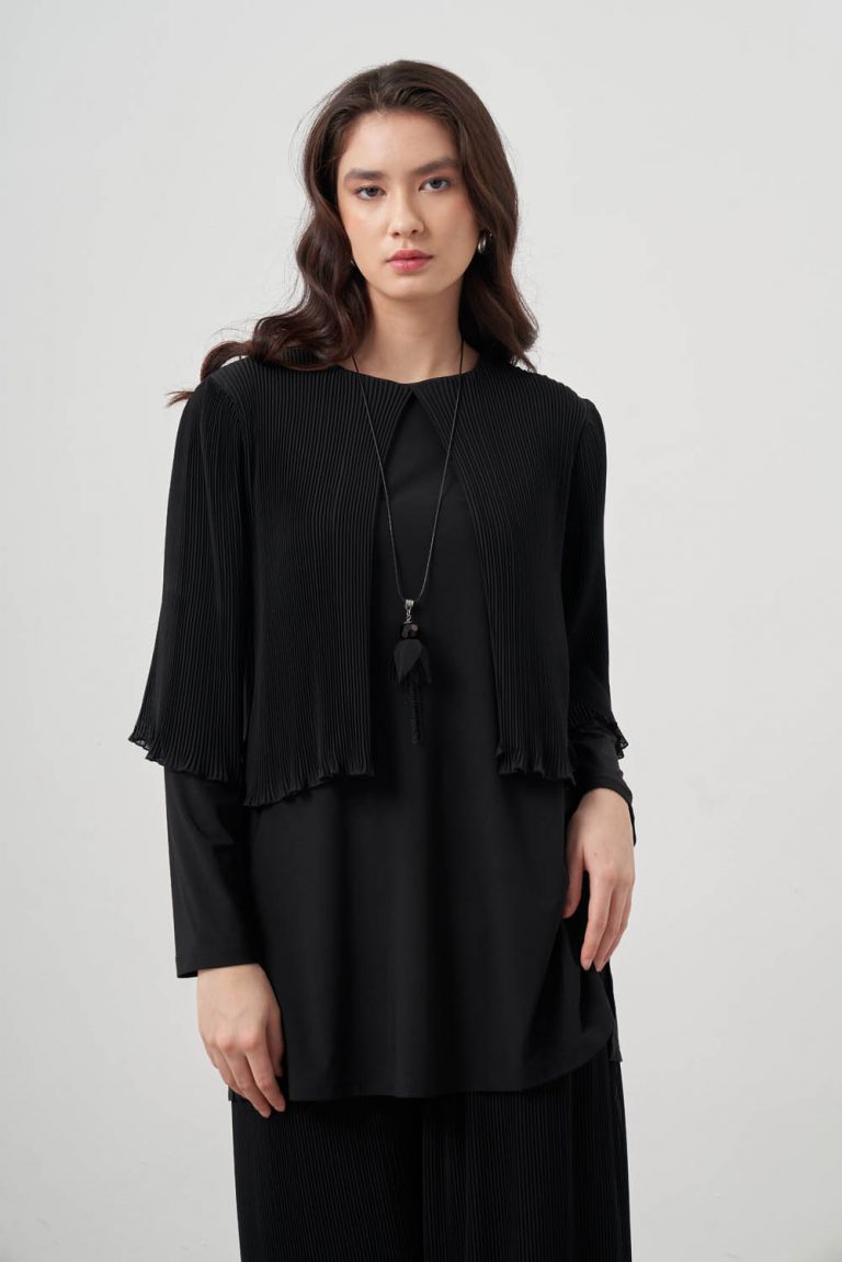 Mizalle Kat Pliseli Siyah Şifon Tunik - Mizalle