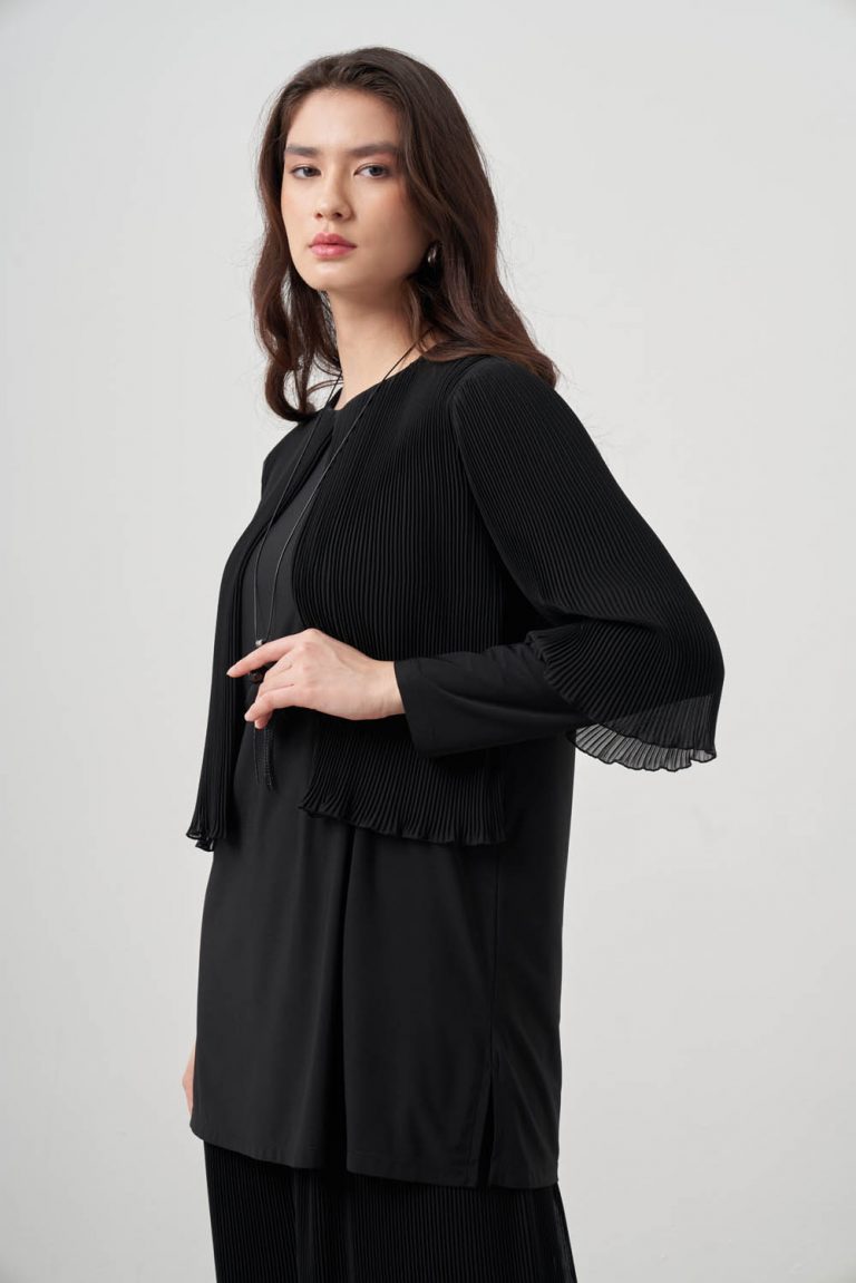 Mizalle Kat Pliseli Siyah Şifon Tunik - Mizalle