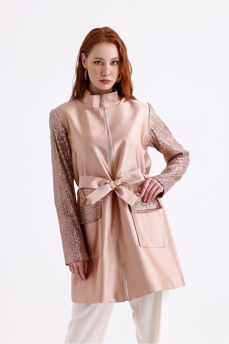 Mizalle Payet Detaylı Pudra Pembe Kuşaklı Şık Saten Ceket - Mizalle