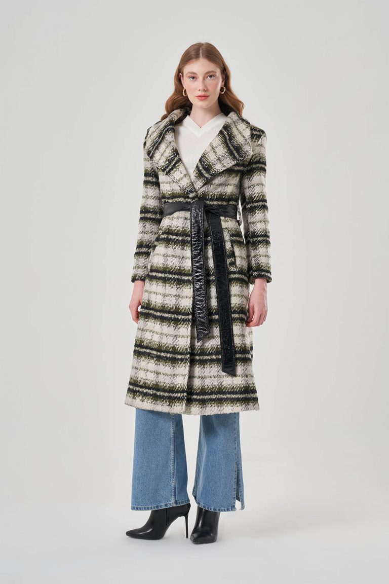 Mizalle Kaşe Dokulu Haki Ekoseli Şal Yaka Kaban - Mizalle