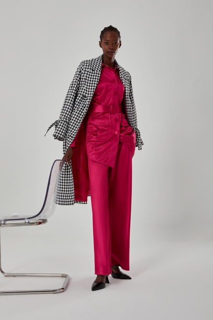 Mizalle - Mizalle Saten Dökümlü Fuşya Pantolon