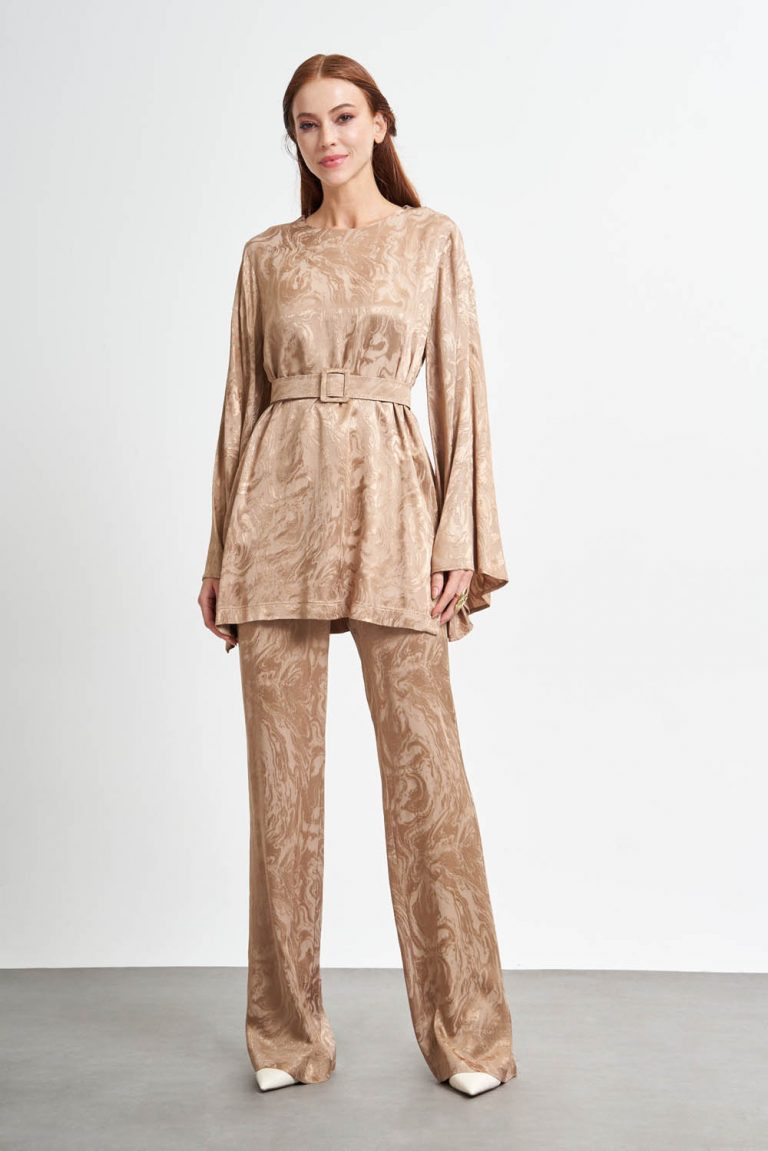 Mizalle Siyah Bej Rengi Geniş Paçalı Şık Pantolon - Mizalle