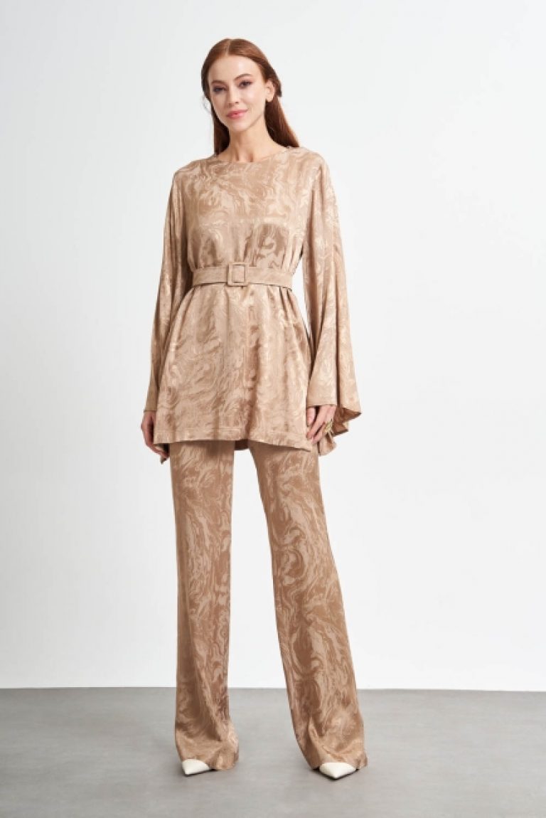 Mizalle Siyah Bej Rengi Geniş Paçalı Şık Pantolon - Mizalle