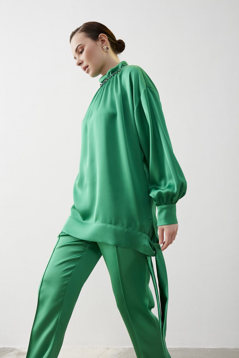 Mizallle Yeşil Saten Önü Dikiş Detaylı Klasik Pantolon - Mizalle